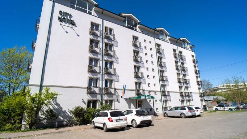 City Hotel București - foto 1