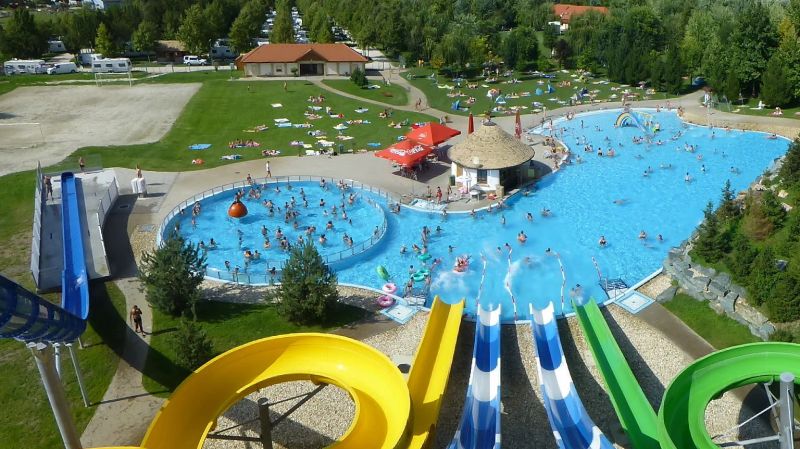 Lipóti Termál - és Élményfürdő & Camping - foto 1