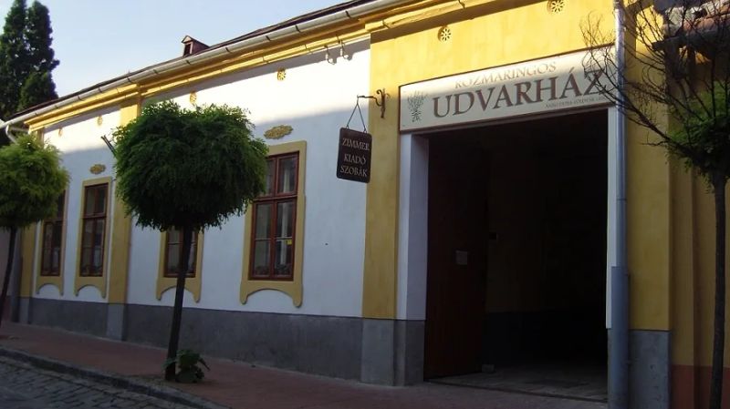 Rozmaringos Udvarház Dunaföldvár - foto 1