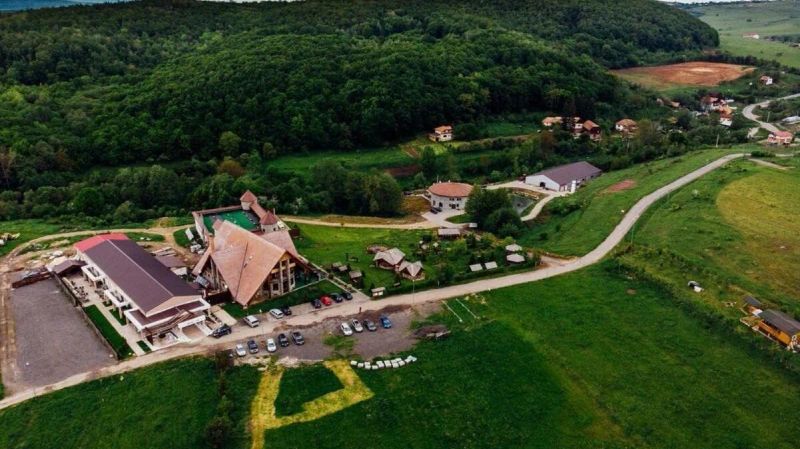 Complexul Domeniul Regilor Ciurila - foto 1
