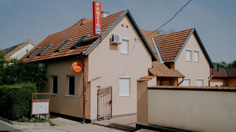 Aranyhíd Vendégház Makó - foto 1