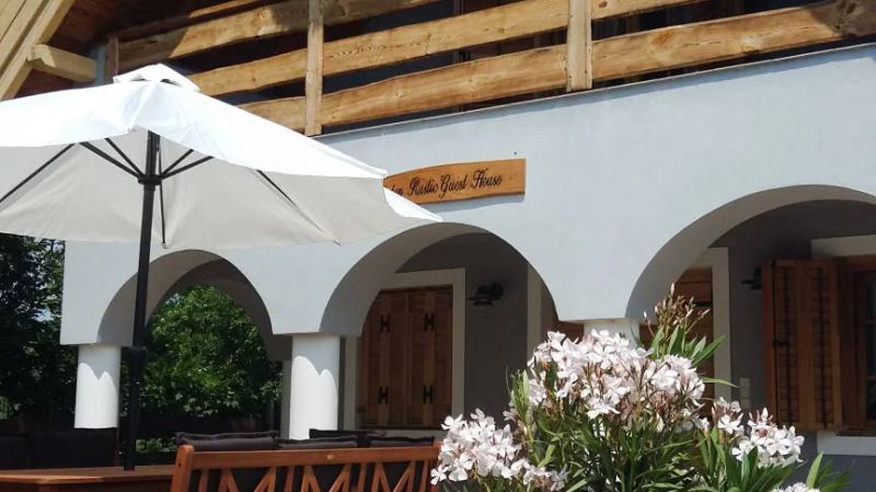 Balaton Rustic Guesthouse Badacsonytördemic - foto 1