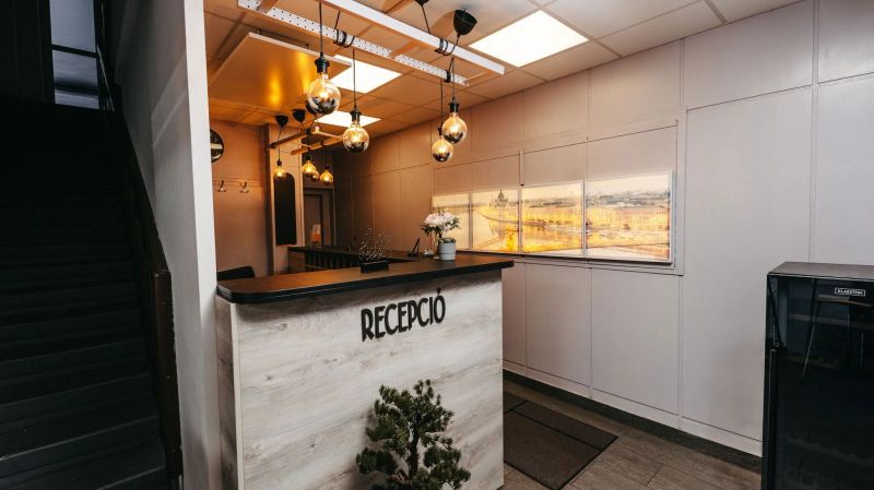 Hotel Metro Budapest - foto 1