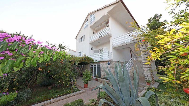 Apartments Sanja Vodice - foto 1