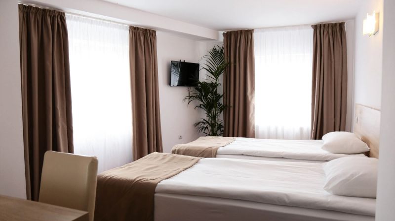 Hotel Apollonia Brașov - foto 1