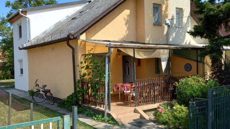 Csalogány Villa Balatonboglár - foto 1