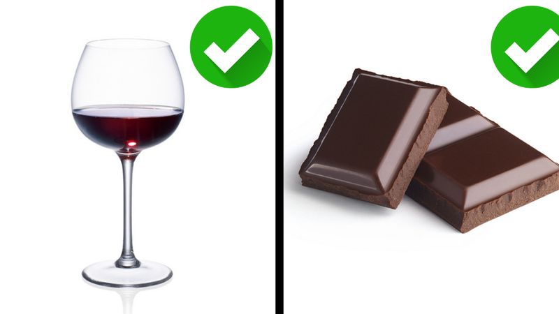 Z dietą długowieczności przekroczysz 100 lat! Pij kawę, czerwone wino i jedz czekoladę