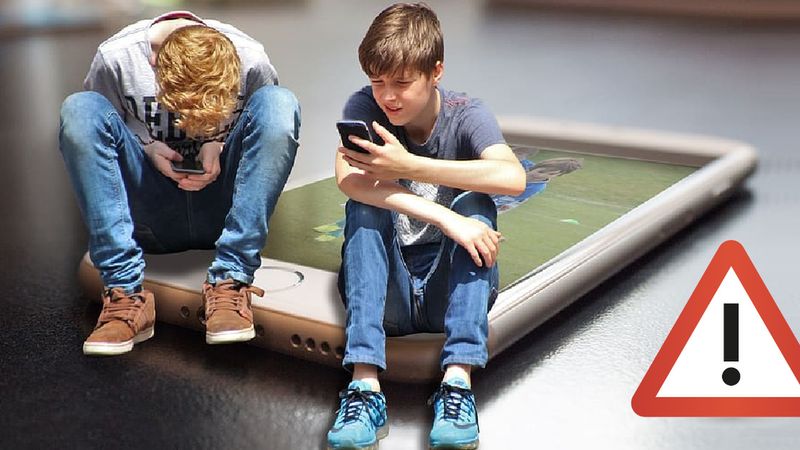 Specjalista ds. uzależnień: „Dawanie dziecku smartfona to tak, jak dawanie mu narkotyków”