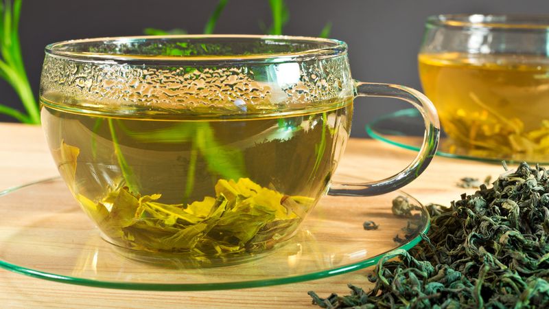 Zielona herbata to jeden z najzdrowszych napojów. Upewnij się, że pijesz ją w odpowiedni sposób