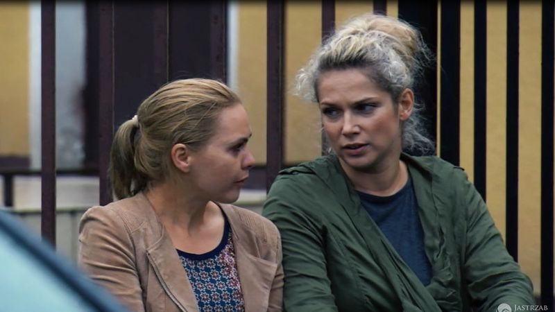 Przyjaciółki 6 odc 10, Anka (Magdalena Stużyńska), Patrycja (Joanna Liszowska) fot: Polsat materiały prasowe