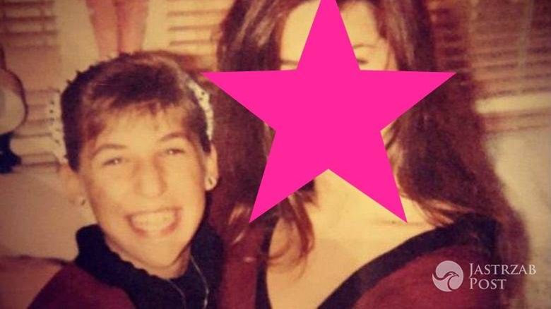 Mayim Bialik i Jennifer Aniston w 1990 roku (fot. Instagram)