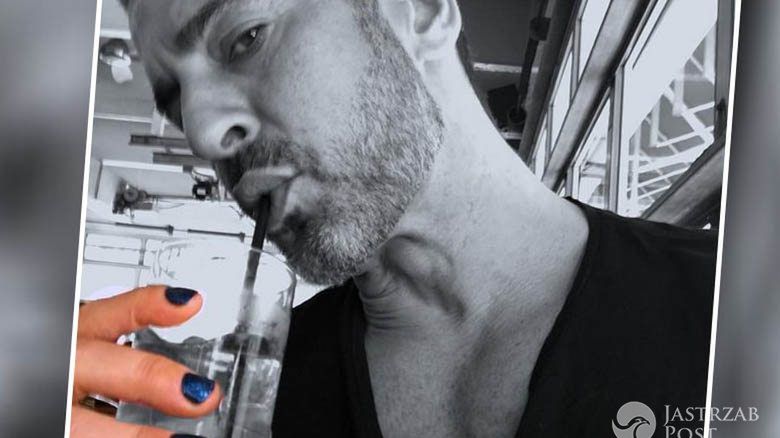Marc Jacobs lansuje na Instagramie trend na kolorowy męski manicure. Ale nie on pierwszy zdobił dłonie w ten sposób