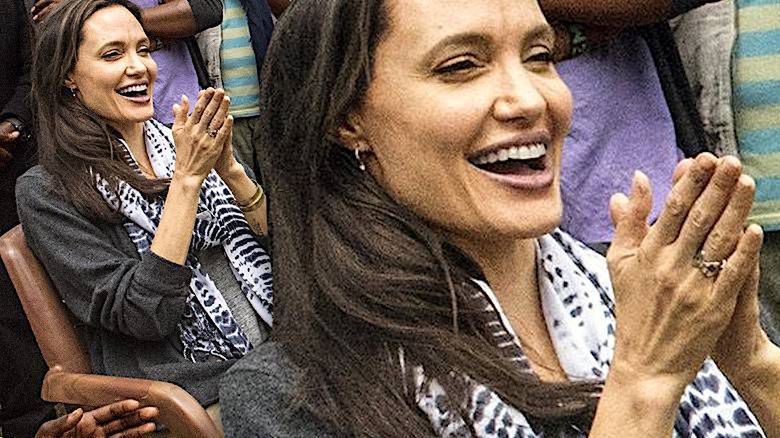 Angelina Jolie nogi