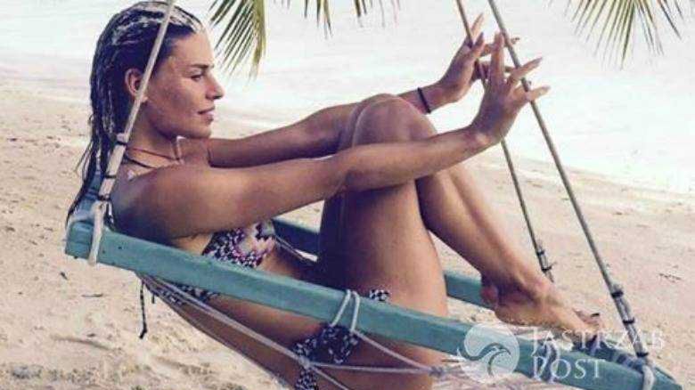 Seksowna Natasza Urbańska kusi opalonym nagim ciałem na niebiańskiej plaży! Playboy przy tych fotkach się chowa!