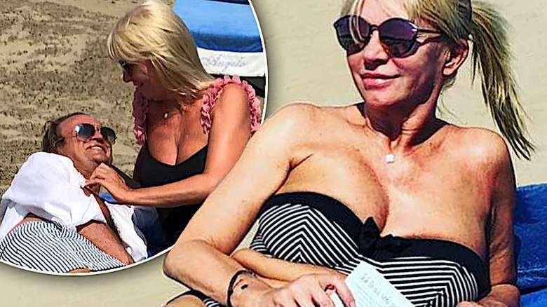 57-letnia Mariola Bojarska-Ferenc kusi seksownym ciałem w bikini na włoskich wakacjach! Nie pojechała tam sama!