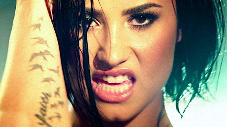 Z OSTATNIEJ CHWILI: Demi Lovato na skraju śmierci. Przedawkowała heroinę!
