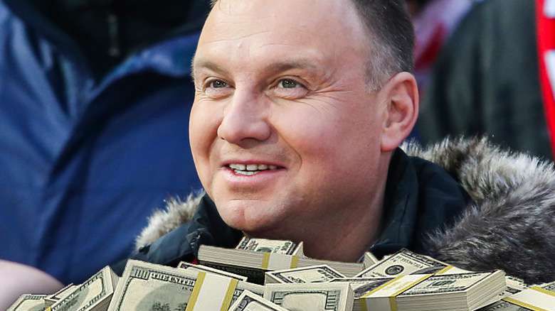 Imponujące zarobki Andrzeja Dudy ujawnione! Ile zarabia prezydent Polski?
