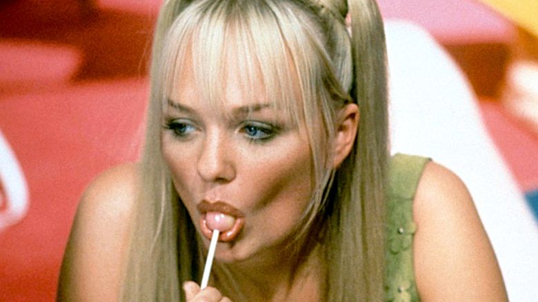Emma ze Spice Girls wraca do gry! Nie tylko jej fryzura uległa sporej zmianie! Baby Spice nieźle schudła!