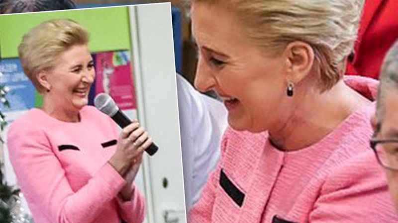 Agata Duda w różowej marynarce na spotkaniu. W pewnym momencie przebrała się w… Będziecie w szoku!