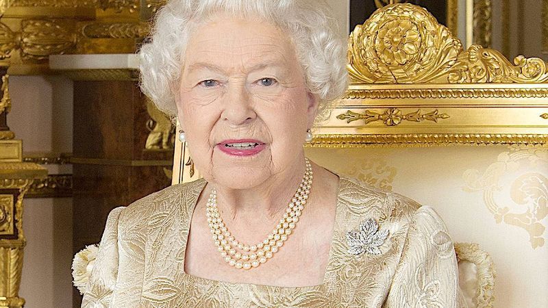 Królowa Elżbieta II wybrała następcę tronu! Gazeta ujawnia kogo i podaje datę koronacji