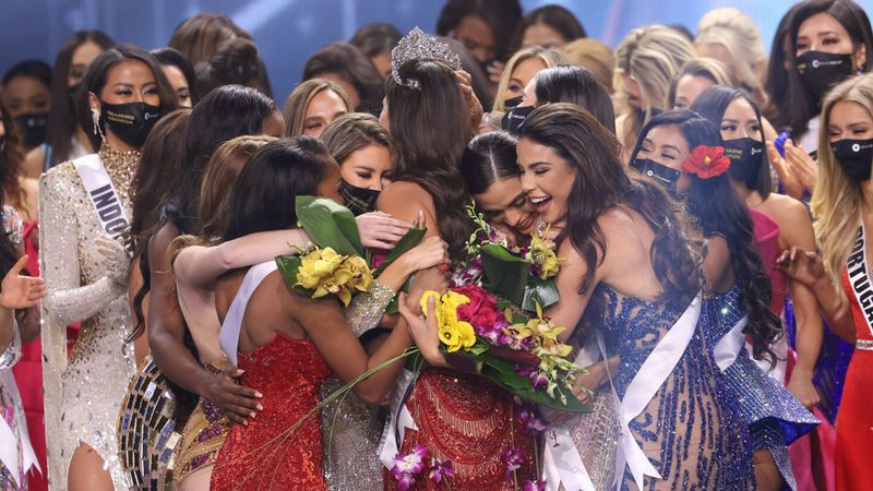 Miss Universe 2020 wybrana! 27-letnia piękność z Meksyku pokazała sporo ciała, ale jeszcze więcej odsłania w sieci. Które miejsce zajęła Polka?