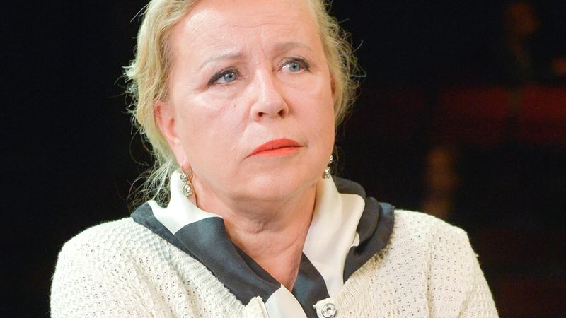 Najpierw szczepionki, a teraz głodówka. Krystyna Janda swoją szczerością wywołała ferment w social mediach. „Jak ci nie głupio!”