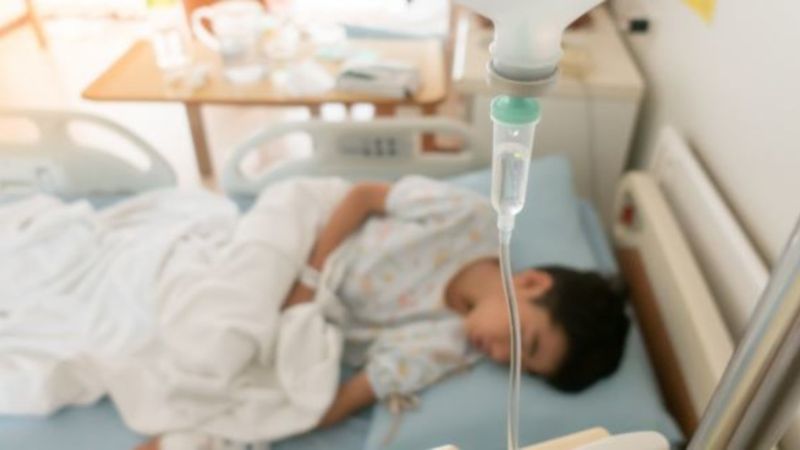 7-latek umarł w szpitalu. Po śmierci chłopca lekarz znalazł w jego dłoni karteczkę