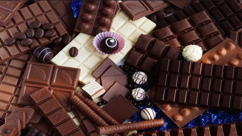 Producenci obawiają się, że wkrótce może zabraknąć czekolady. Walka o plantacje kakaowca trwa