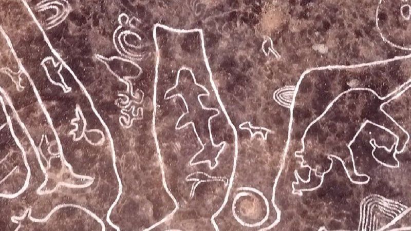 W Indiach odkryto setki skalnych rysunków. Archeolodzy nie mają pojęcia, kto stworzył petroglify
