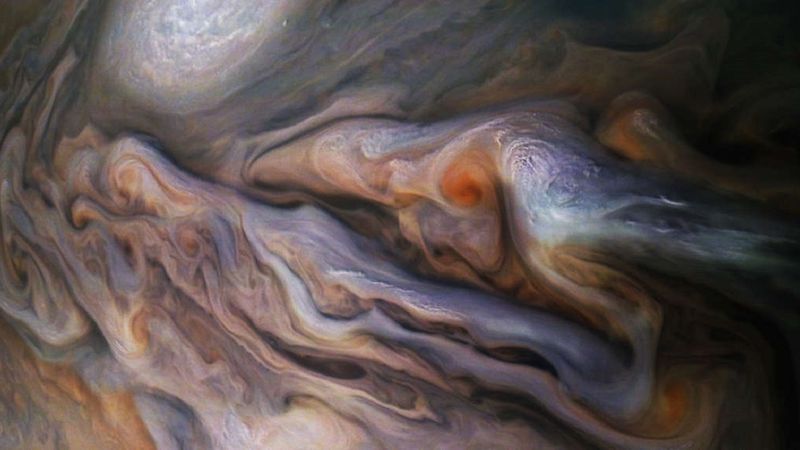 NASA podzieliła się zdjęciem „smoczego oka” Jowisza, które udało się uchwycić sondzie Juno