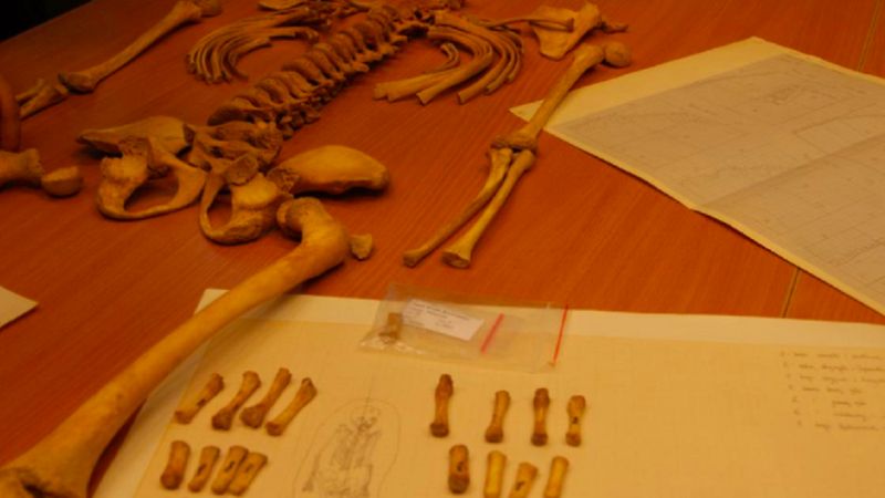 W Dolinie Sąspowskiej znaleziono szczątki dziecka pochowanego w zdumiewających okolicznościach