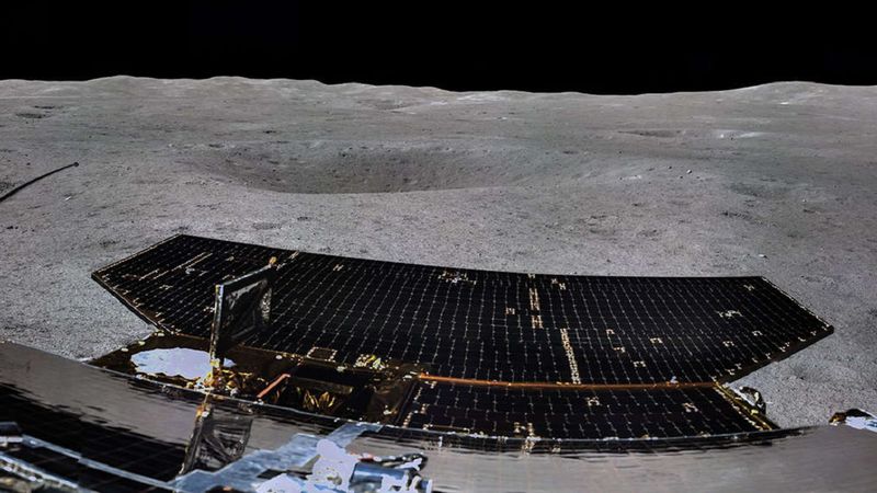 Chińska sonda Chang’e-4 nadesłała pierwsze panoramiczne zdjęcie niewidocznej strony Księżyca