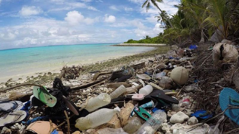 Jedne z najbardziej odległych wysp na świecie toną w morzu odpadów sztucznych