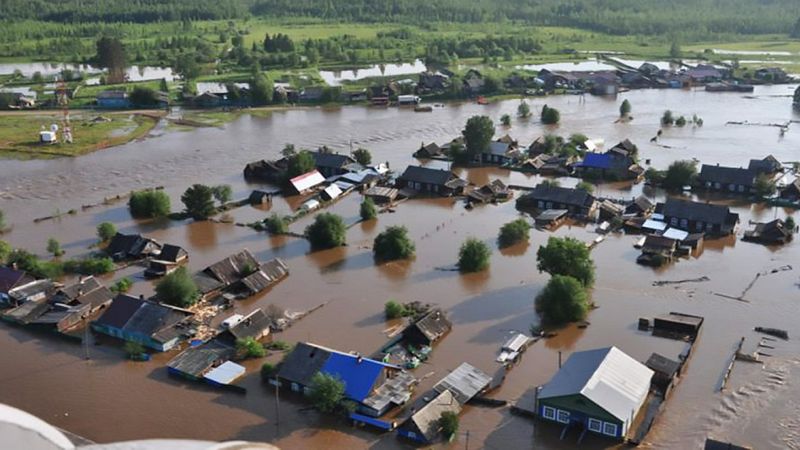 Powodziowa apokalipsa w Rosji. Pod wodą znalazło się już 50 miejscowości