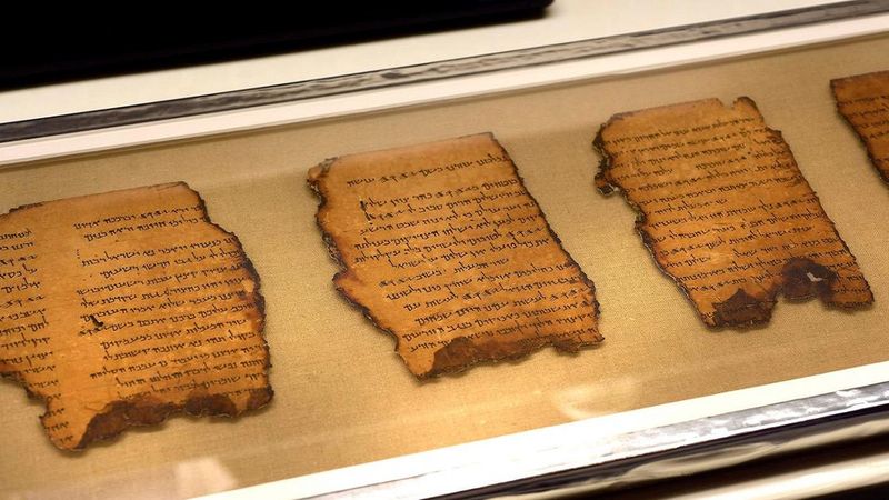 Wszystkie biblijne zwoje znad Morza Martwego w Muzeum Biblii w Waszyngtonie zostały sfałszowane