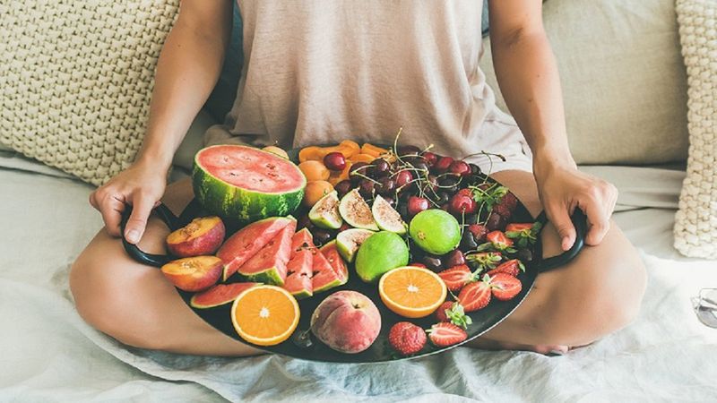 Dieta składająca się głównie z owoców wcale nie jest zdrowa dla naszego organizmu