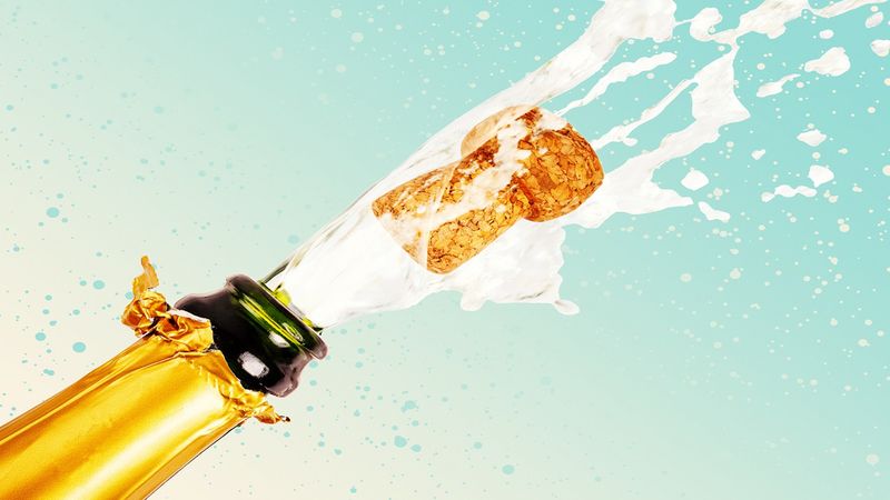 Otwieranie butelki szampana ma więcej wspólnego z nauką o rakietach, niż ci się wydaje