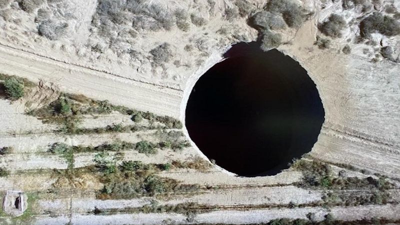 Ogromne zapadlisko pojawiło się w pobliżu kopalni miedzi w Chile