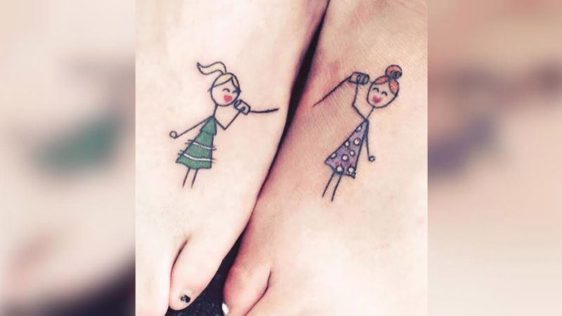 Siostry na całym świecie decydują się na takie tatuaże. Powód, dla którego to robią jest PIĘKNY!