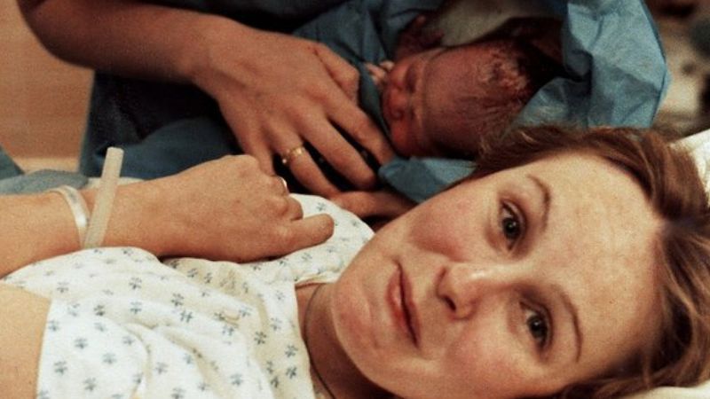46 intymnych zdjęć z sali porodowej, które ukazują piękno narodzin. Każda kobieta powinna to przeżyć