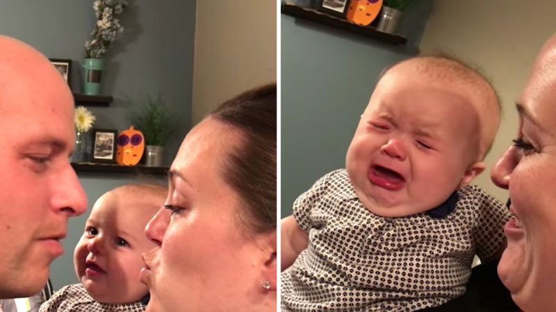 To zazdrosne dziecko wpada w histeryczny płacz, gdy tylko rodzice dają sobie buziaka na jego oczach