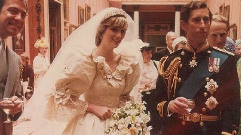 13 wyjątkowych zdjęć ze ślubu księżnej Diany, które do tej pory nie były publikowane