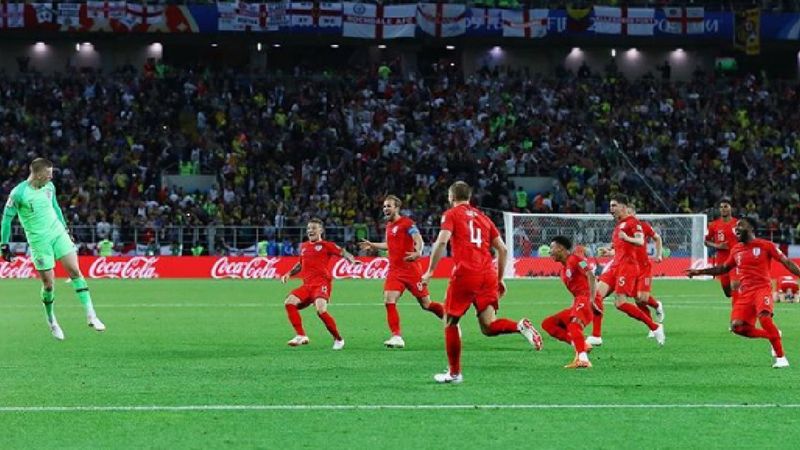 FIFA ukarała reprezentację Anglii za nieodpowiednie skarpety! Nie obyło się bez dużej grzywny