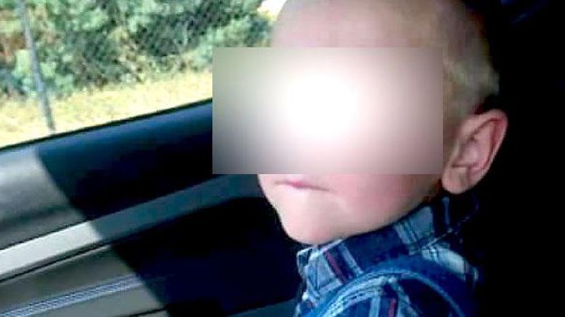 Ojciec za karę wywiózł 4-letnie dziecko 14 km od domu. Chłopiec prawie wpadł pod samochód