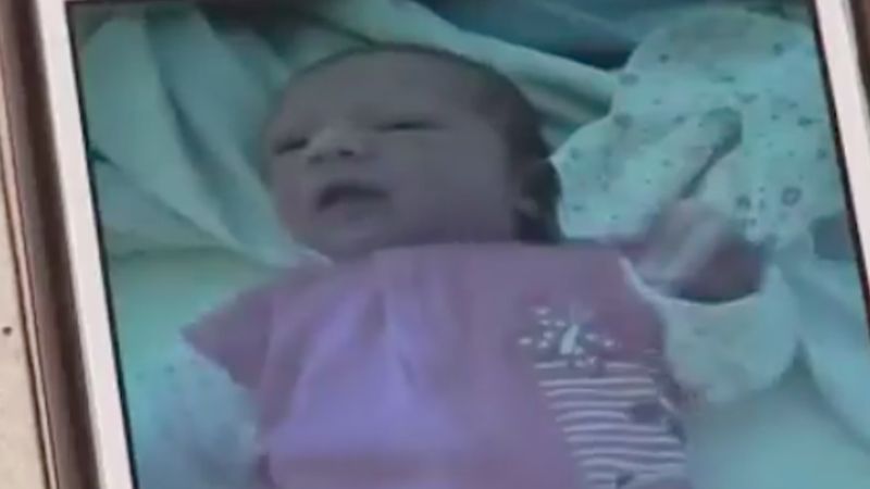 Wioletta urodziła w lutym 8 dziecko. Jednak szpital nie pozwolił, by zabrała je do domu