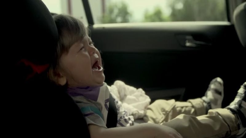 Dzieci w nagrzanym samochodzie