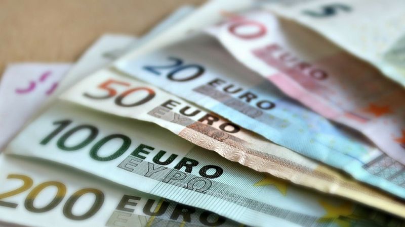 Zaprezentowano pierwszy polski banknot euro
