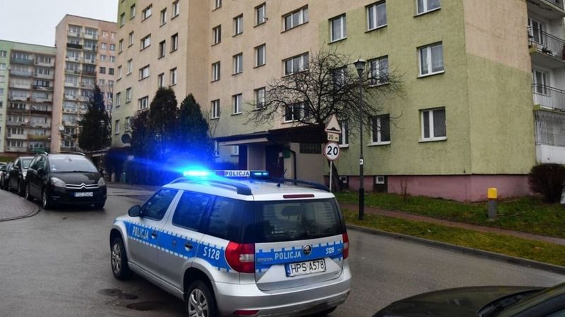 47-latek wypadł z okna bloku w Kielcach