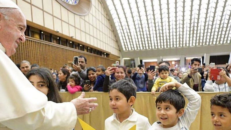 Papież bicie kobiet i dzieci