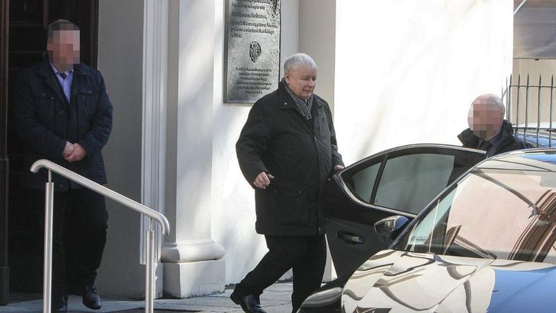 Kaczyński poszedł na mszę do kościoła